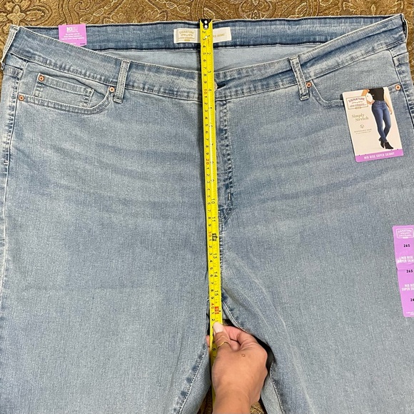Signature by Levi Strauss & Co.® Gold Women's Midrise Super Skinny Jeans - 38x28 - Picture 11 of 16